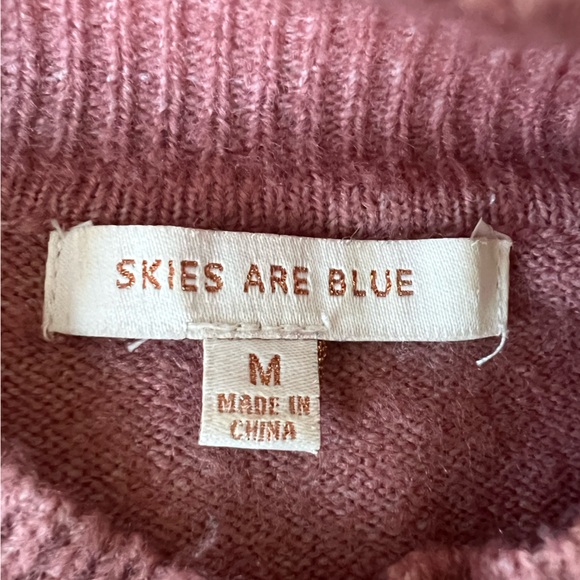 Skies Are Blue women’s pullover sweater size medium. Pink with gold dots. - Picture 2 of 2
